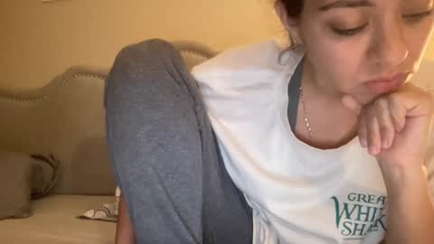 Snapshot of lylajades chatting on 02/24/26, 04:21 Olivia online show from 02/24/26, 04:21