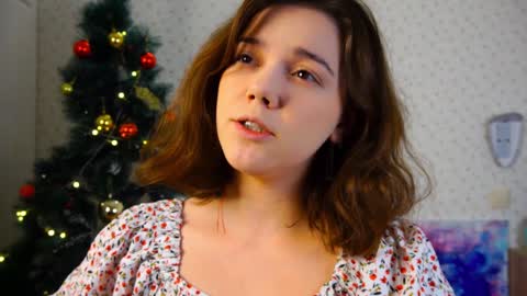 Snapshot of lyle_art chatting on 01/05/25, 03:11 hi im Lyle online show from 01/05/25, 03:11