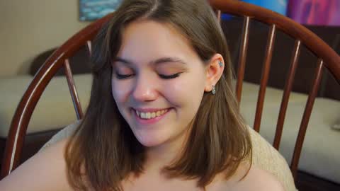 Snapshot of lyle_art chatting on 02/06/25, 09:53 hi im Lyle online show from 02/06/25, 09:53