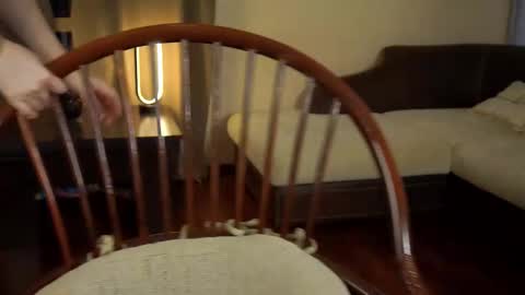 Snapshot of lyle_art chatting on 03/05/25, 06:12 hi im Lyle online show from 03/05/25, 06:12