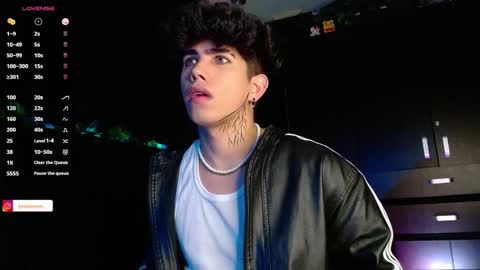 Snapshot of lylebennett_ chatting on 12/19/24, 11:50 Lyle Bennett Freelance Model online show from 12/19/24, 11:50