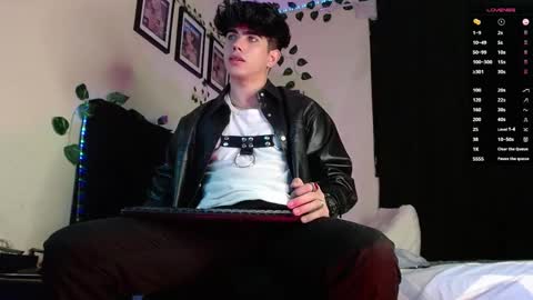 Snapshot of lylebennett_ chatting on 03/04/25, 10:57 Lyle Bennett Freelance Model online show from 03/04/25, 10:57