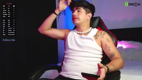 Snapshot of lylebennett_ chatting on 09/19/25, 12:17 Lyle Bennett Freelance Model online show from 09/19/25, 12:17