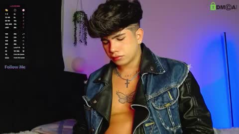 Snapshot of lylebennett_ chatting on 10/17/25, 12:52 Lyle Bennett Freelance Model online show from 10/17/25, 12:52