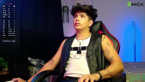 Snapshot of lylebennett_ chatting on 11/05/25, 11:54 Lyle Bennett Freelance Model online show from 11/05/25, 11:54