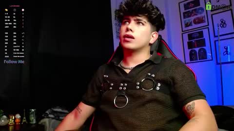 Snapshot of lylebennett_ chatting on 11/23/25, 09:42 Lyle Bennett Freelance Model online show from 11/23/25, 09:42