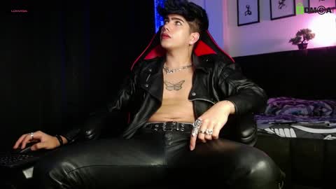 Snapshot of lylebennett_ chatting on 04/16/26, 11:55 Lyle Bennett Freelance Model online show from 04/16/26, 11:55
