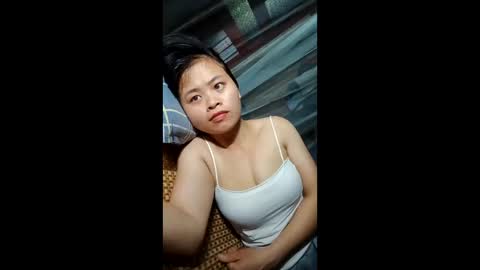 Snapshot of lyly1200 chatting on 05/11/26, 11:46 Lyly online show from 05/11/26, 11:46