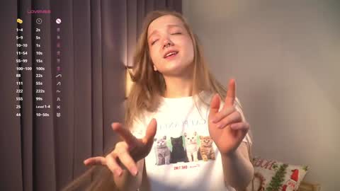 Lyly bambi online show from 12/26/24, 09:04