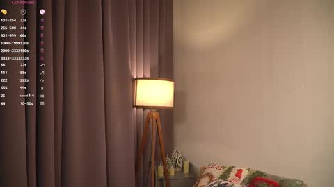 Lyly bambi online show from 01/05/25, 12:42