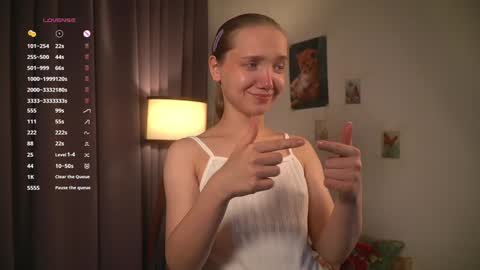 Lyly bambi online show from 01/19/25, 10:39