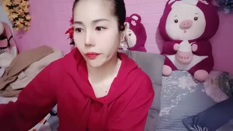 lyly_sweet97 online show from 02/09/25, 12:41