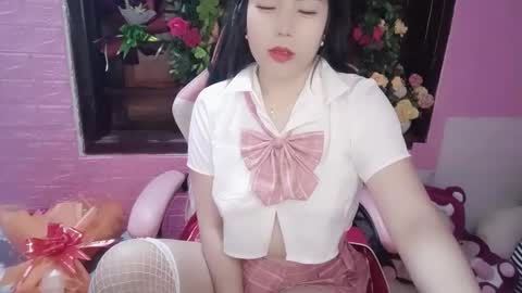lyly_sweet97 online show from 02/25/25, 01:30