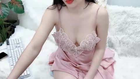 Snapshot of lyly_sweet97 chatting on 04/19/26, 11:18 lyly_sweet97 online show from 04/19/26, 11:18