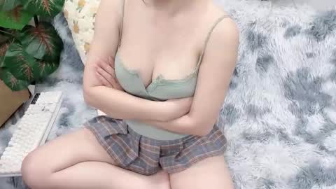 Snapshot of lyly_sweet97 chatting on 05/08/26, 02:17 lyly_sweet97 online show from 05/08/26, 02:17