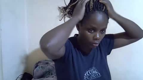 lyn_anna online show from 11/09/25, 07:50