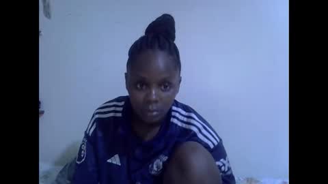 Snapshot of lyn_anna chatting on 05/10/26, 02:44 lyn_anna online show from 05/10/26, 02:44