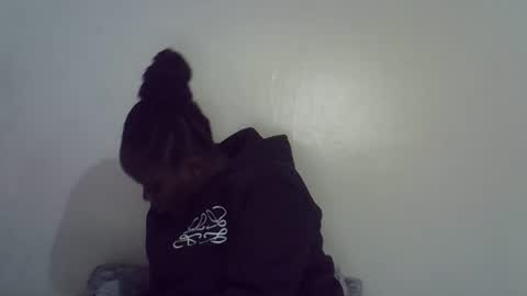 Snapshot of lyn_anna chatting on 05/17/26, 05:53 lyn_anna online show from 05/17/26, 05:53