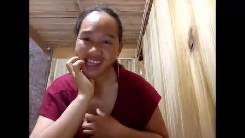lyn_eva online show from 06/02/26, 07:38