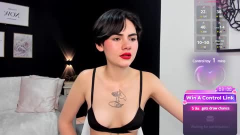 Lyn online show from 12/24/24, 02:22