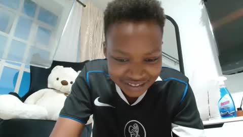 lyne898 online show from 04/13/26, 03:50