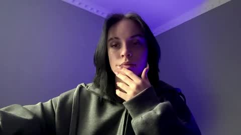 Snapshot of lynettawiseman chatting on 05/22/26, 08:21 Eva online show from 05/22/26, 08:21