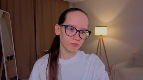 Sara online show from 03/12/26, 04:13