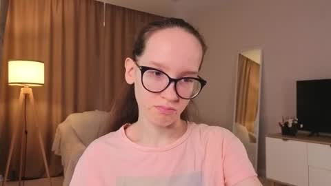 Sara online show from 05/24/26, 04:01
