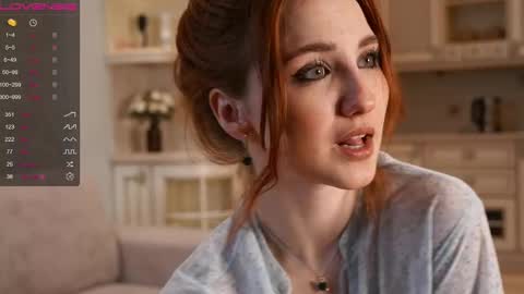 Snapshot of lynnalltop chatting on 02/11/25, 04:11 Natasha online show from 02/11/25, 04:11