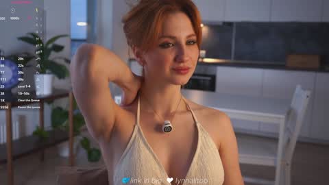 Snapshot of lynnalltop chatting on 12/05/25, 04:10 Natasha online show from 12/05/25, 04:10