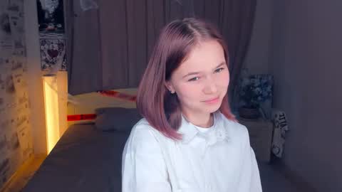 Cozy Lynns room online show from 11/12/25, 09:42