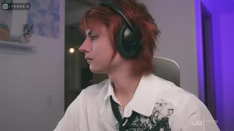 Lyodass online show from 12/21/25, 10:39