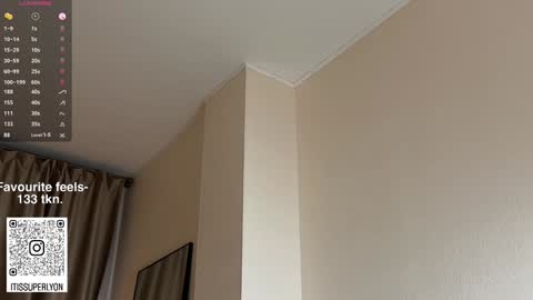 Dani online show from 01/10/25, 02:02