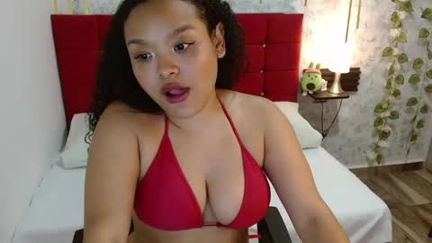 Snapshot of lyra_0 chatting on 01/18/25, 02:14 Lyra online show from 01/18/25, 02:14