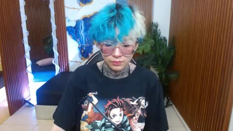 lyra_tay online show from 04/07/26, 07:03