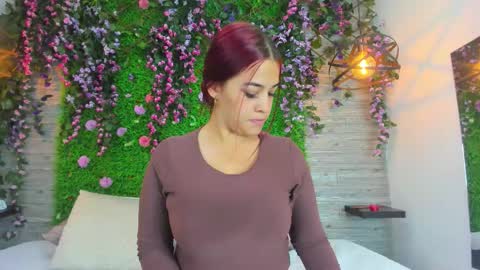 Snapshot of lysacollins20_ chatting on 03/20/26, 12:32 Lysa online show from 03/20/26, 12:32