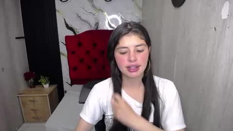 Snapshot of lyssa_blue chatting on 06/24/26, 12:37 L Y S S A online show from 06/24/26, 12:37