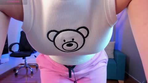 Snapshot of lyssa_muller chatting on 01/30/25, 06:10 Lyssa Everyday From 0700 to 1630 Col Time online show from 01/30/25, 06:10