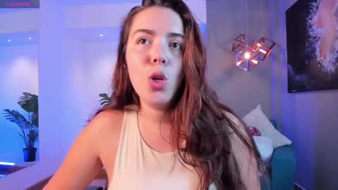 Snapshot of lyssa_muller chatting on 09/30/25, 02:00 Lyssa Everyday From 0700 to 1630 Col Time online show from 09/30/25, 02:00