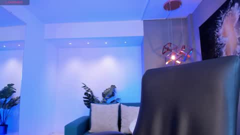 Snapshot of lyssa_muller chatting on 10/25/25, 12:23 Lyssa Everyday From 0700 to 1630 Col Time online show from 10/25/25, 12:23