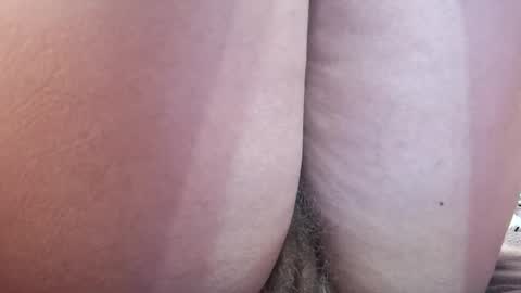 Snapshot of lyxbabylove chatting on 02/22/25, 01:35 LyxBabyLove online show from 02/22/25, 01:35