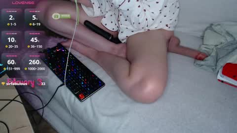 Snapshot of m00n8kiki chatting on 02/03/25, 10:14 Ksu online show from 02/03/25, 10:14