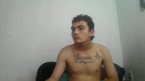 m0ntana777 online show from 10/21/25, 10:49