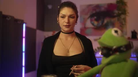 M1A  Dddy online show from 11/12/25, 08:19