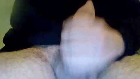 Snapshot of m1c5 chatting on 11/19/25, 02:17 m1c5 online show from 11/19/25, 02:17