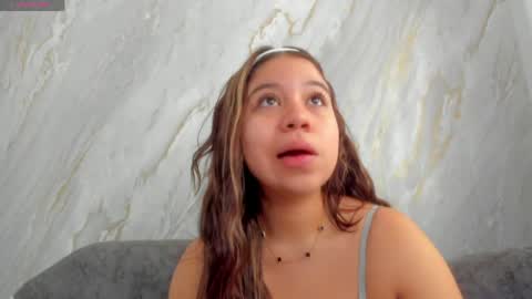 Mila online show from 04/12/26, 02:00