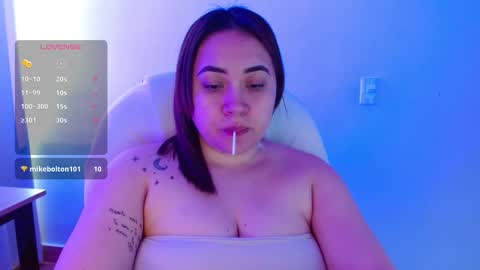 Snapshot of m33li chatting on 11/08/25, 08:18 Meli online show from 11/08/25, 08:18