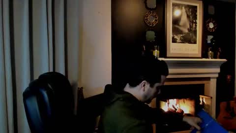 Snapshot of m4ck764561 chatting on 02/20/25, 12:30 m4ck online show from 02/20/25, 12:30