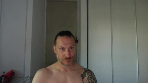 Snapshot of m4rduk81 chatting on 05/16/26, 03:44 m4rduk online show from 05/16/26, 03:44