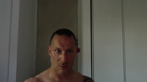 Snapshot of m4rduk81 chatting on 06/17/26, 04:30 m4rduk online show from 06/17/26, 04:30